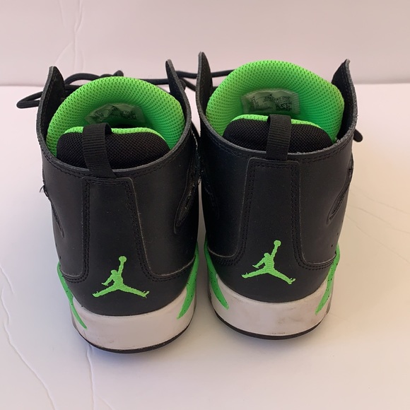 Awesome Nike Jordan Flight Club '91 kid’s 7Y - Picture 10 of 13